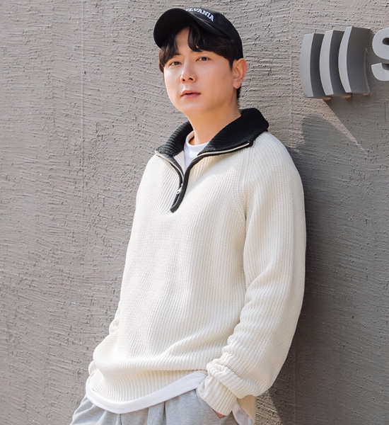 <br><font color="#fd0303">[365SALE]</font><br><font color="#2046a7">★교환/반품불가★</font><br>스카포스 배색나그랑 반집업니트