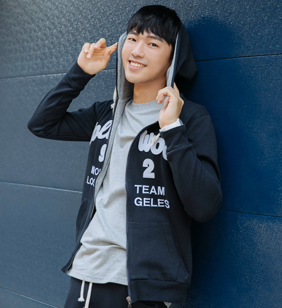 (M-4XL)<BR>수비 带帽拉链92