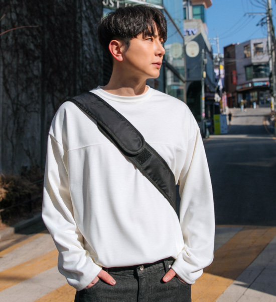 (M~5XL)<br>꺼내입어요 切口 长袖t恤<br><font color="#fb5ec9"><B>[1+1]</B></font>