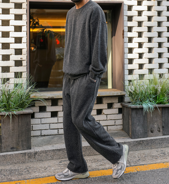 (XL-6XL)<BR>만우티 니트지 运动套装(一对一交流/半拉链+运动服裤子) <br><font color="#098a09"><B>选择长度  상(基础,长款+6m)</B></font> <br><font color="#098a09"><B>选择长度  하(基础,长款+10cm)</B></font>