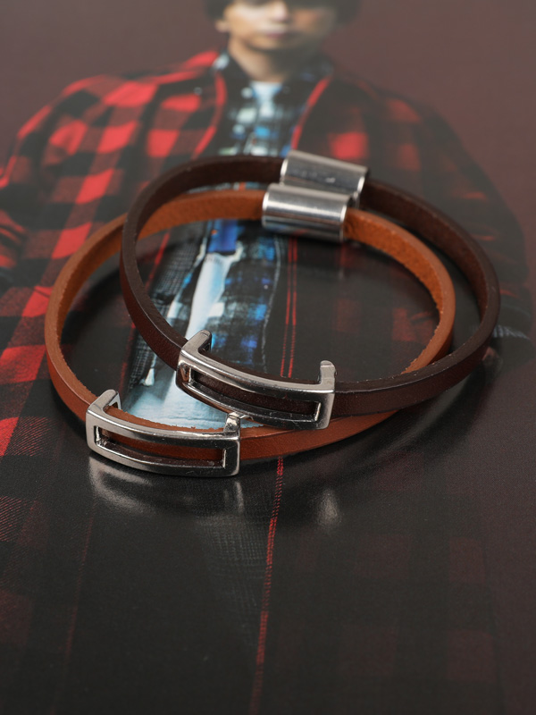 *메탈벨트 가죽팔찌