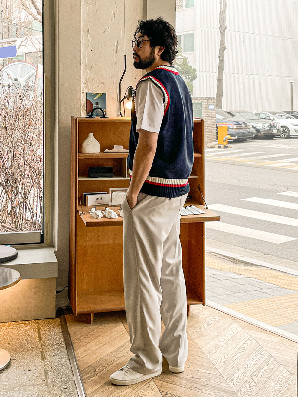 (L-4XL)<br>아로야 V字领 马甲