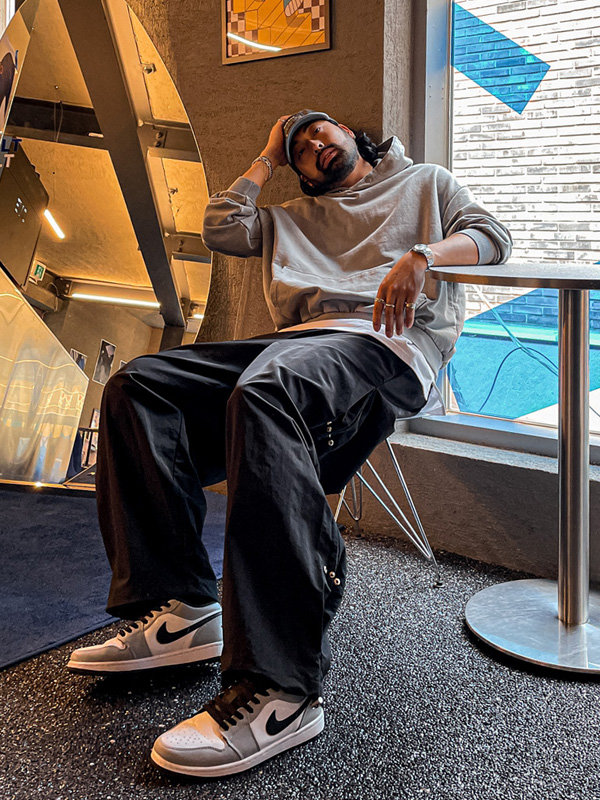 (XL-6XL)<BR>어나더문 颜料 带帽T恤