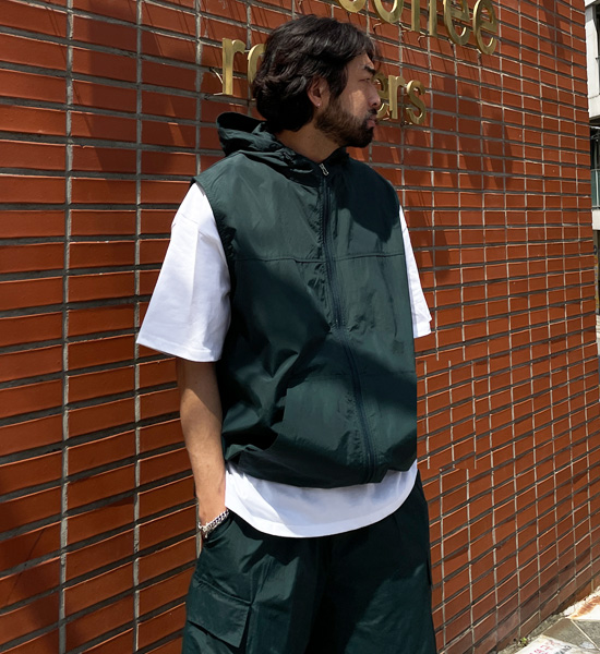 (L-4XL)<BR>사그란 带帽马甲