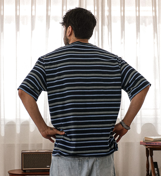 (L-5XL)<BR>바츠카시 条纹 短袖T恤