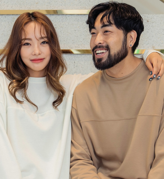 (M-5XL)<br>꺼내입어요 切口 长袖t恤<br><font color="#fb5ec9"><B>[1+1]</B></font>