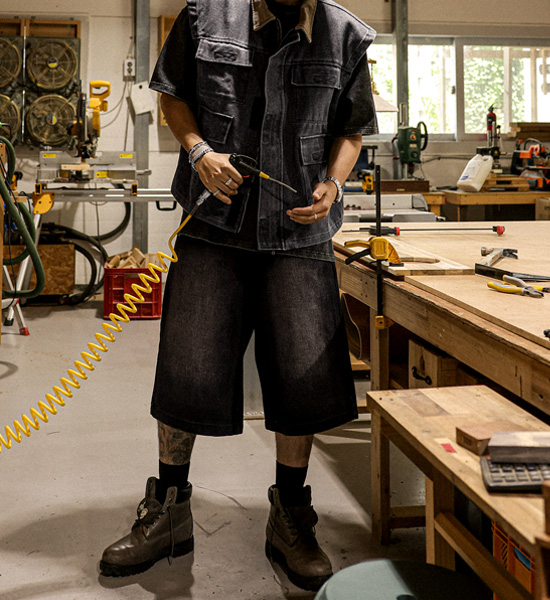 (XL-4XL)<br>페르니크 领 牛仔马甲 618