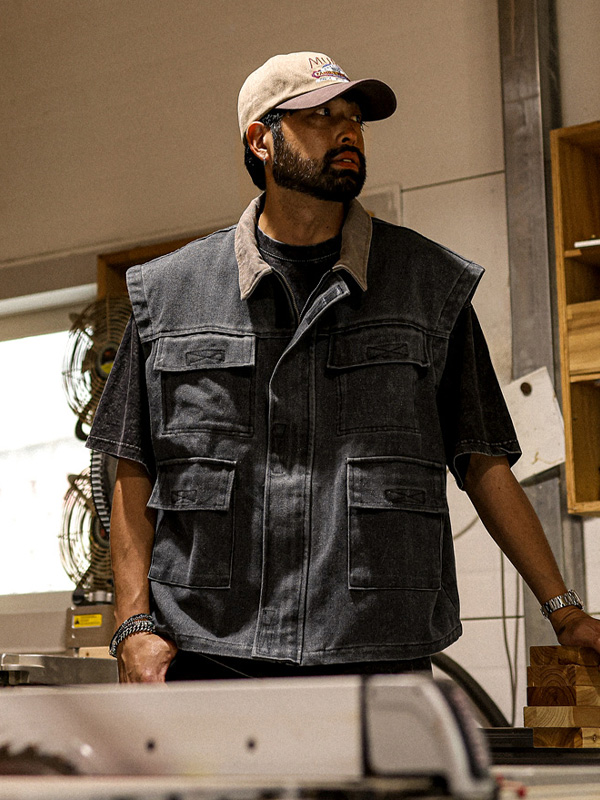 (XL-4XL)<br>페르니크 领 牛仔马甲 618