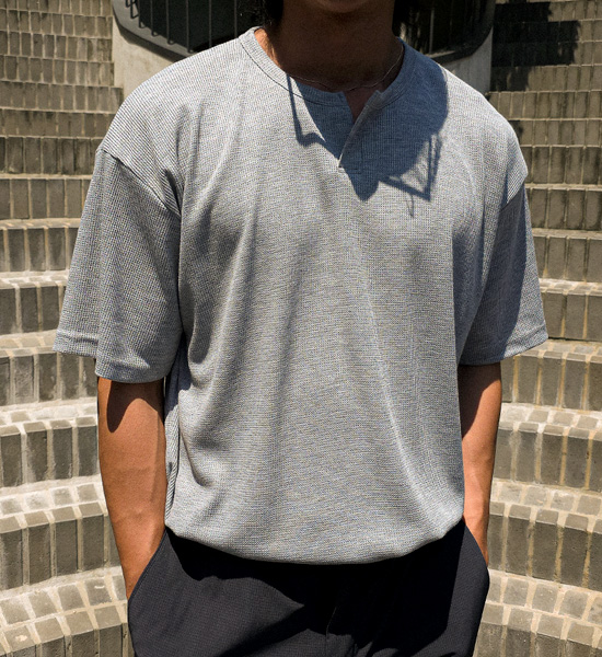 (L-4XL)<br>보니아토 亨利颈 短袖T恤