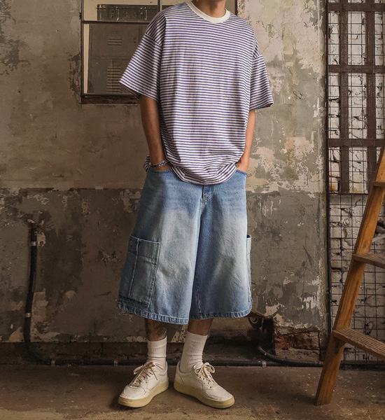 (XL-4XL)<br>슈베린 条纹 短袖T恤