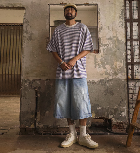 (XL-4XL)<br>슈베린 条纹 短袖T恤