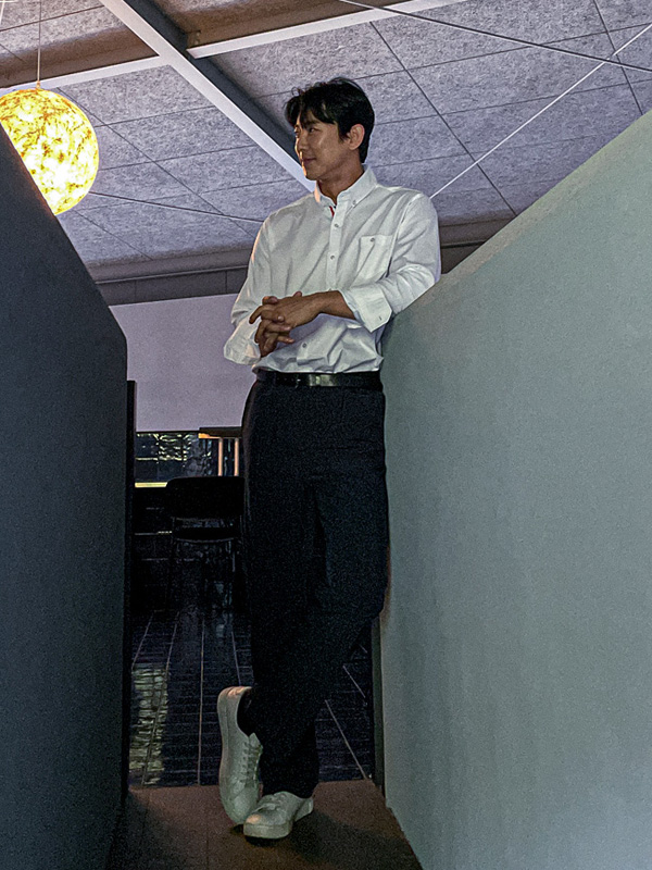 (M~5XL)<br>카라치 牛津 彩色线条衬衫