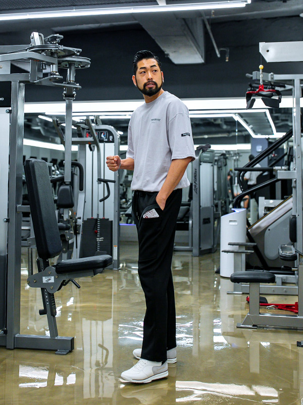 <br><font color="#fd0303">[365SALE]</font><br><font color="#2046a7">★교환/반품불가★</font><BR>설정 运动服 短裤