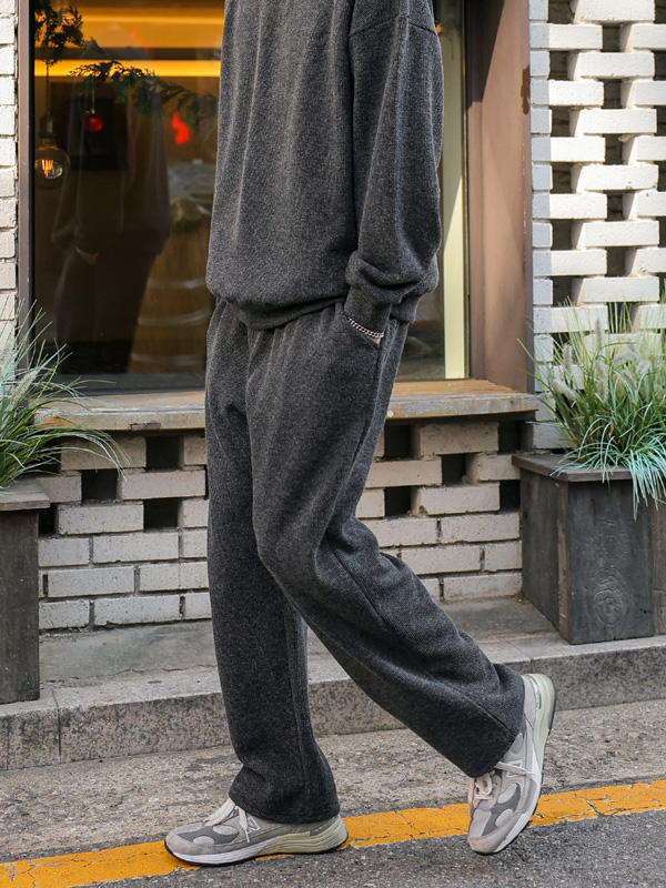 (XL-6XL)<BR>만우티 니트지 运动套装(一对一交流/半拉链+运动服裤子) <br><font color="#cc4533"><B>选择长度  상(基础,长款+6m)</B></font> <br><font color="#cc4533"><B>选择长度  하(基础,长款+10cm)</B></font>