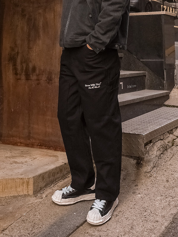 유바드 半宽配合 카펜터팬츠