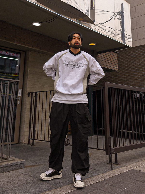 바파트라 尼龙 一对一交流