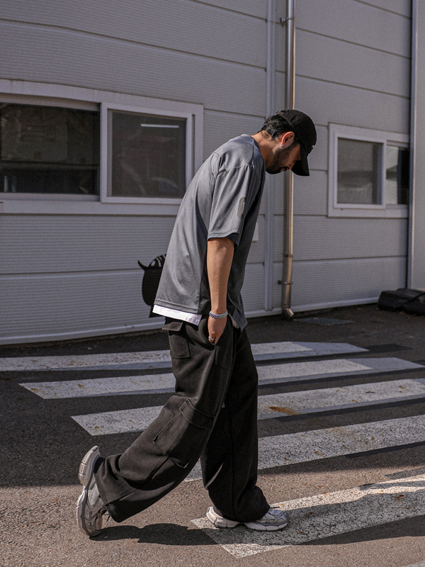 (L-2XL)<BR>차르텐 V字领 短袖T恤