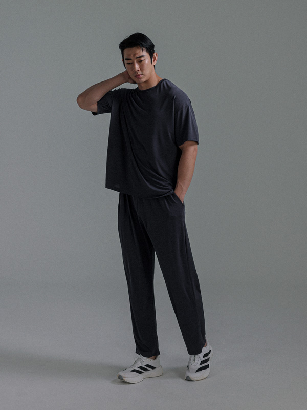 [SET](L-5XL)<BR>퓨즈 短袖T恤 + 레버튼 松紧带裤 <br><font color="#098a09"><B> *选择长度 하(基础,长款+10cm)</B></font>