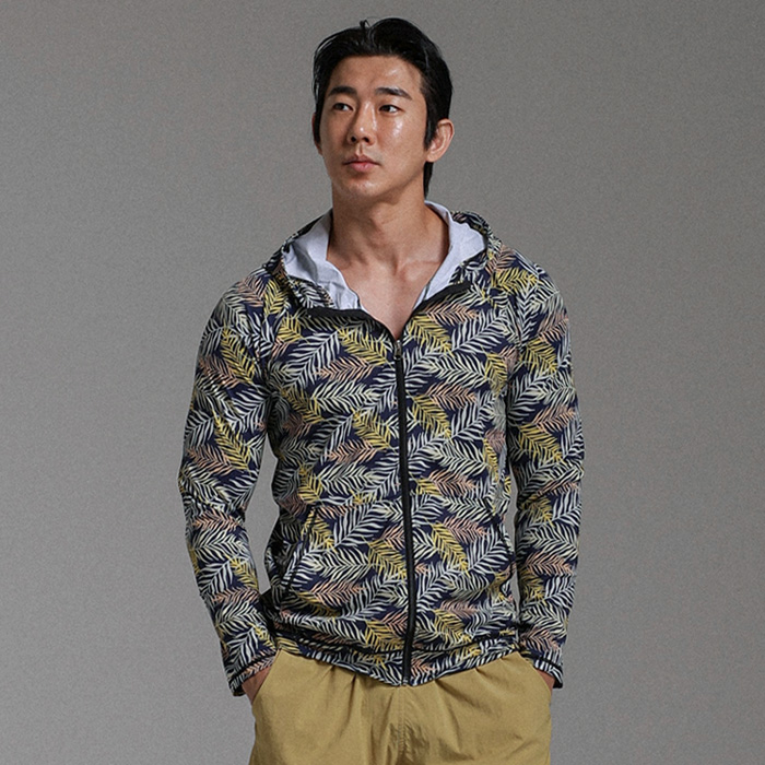 (M-2XL)<BR>더리프 带帽拉链 鲁什卫士